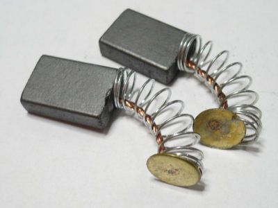Uhlík 5x11x15,5