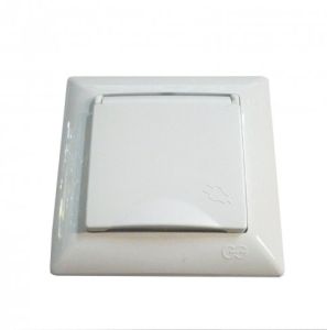 1-zásuvka IP44 Simple biela