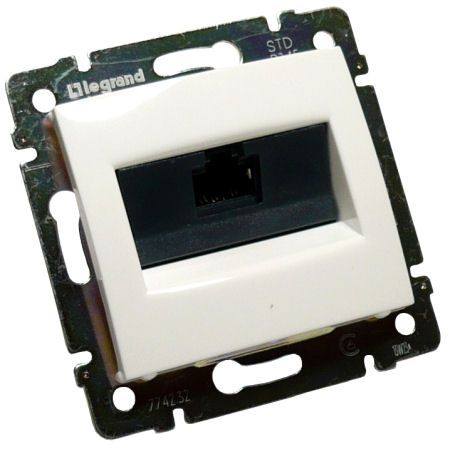 Zásuvka VALENA 1xPC RJ45